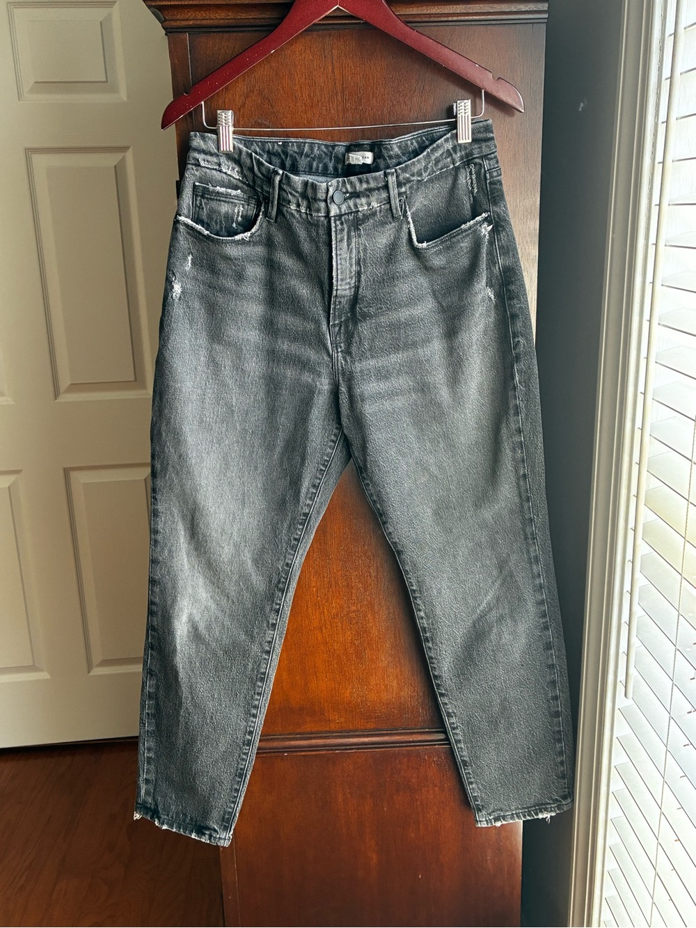 Good American Good Girlfriend Jeans Black Wash High Rise Straight Mom